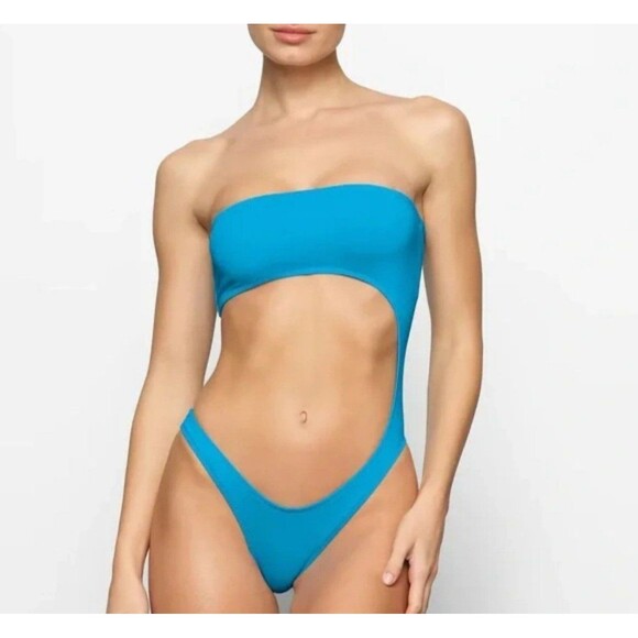 SKIMS Strapless Monokini Swimsuit Turquoise Blue  NWT - Picture 3 of 9